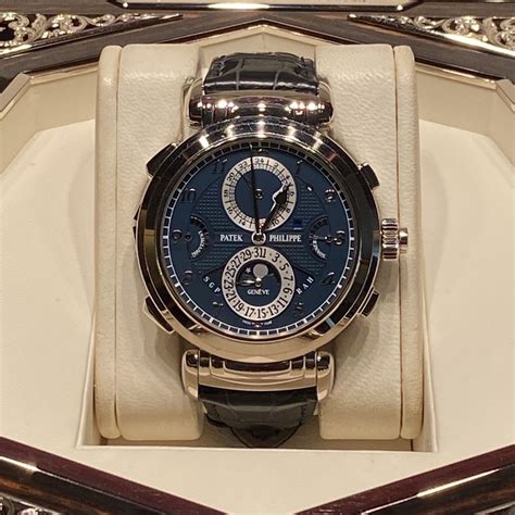 patek philippe reference 6300g 010